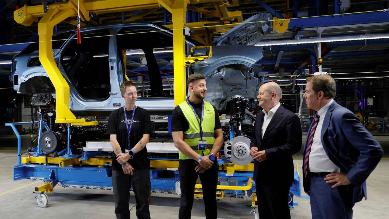 Ford inaugura planta de vehículos eléctricos en Alemania