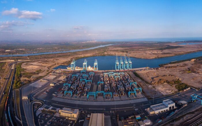 Puerto Lázaro Cárdenas crece 17% el primer bimestre de 2012