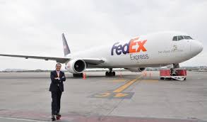 FedEx integró a sus operaciones en Querétaro un avión Boeing 767-300F, nave que le permite aumentar su capacidad de carga.