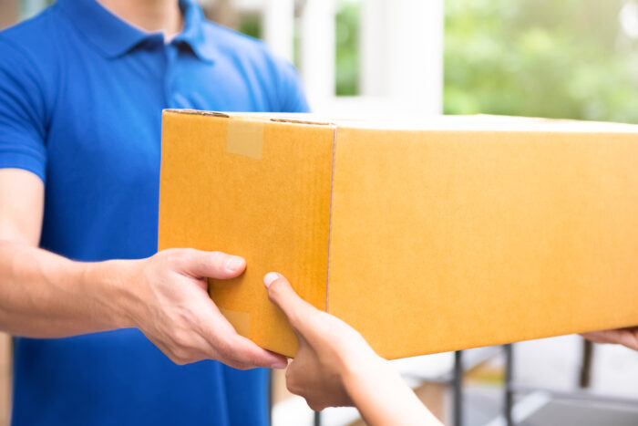5 retos del envío de paquetes empresariales desde casa