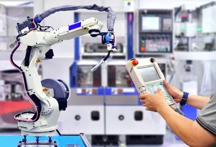 Automatización colaborativa en la manufactura, enfoque adoptado por los fabricantes a un año del Covid-19
