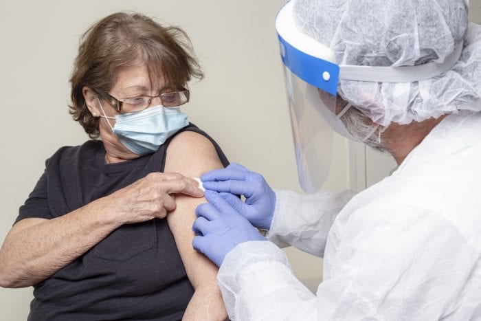 vacunación adultos mayores