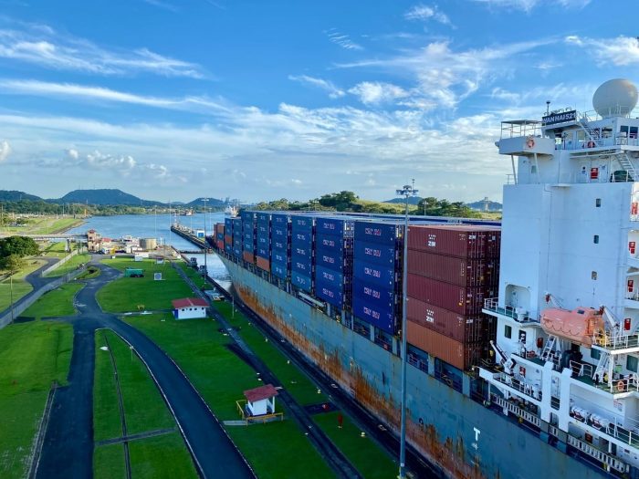 Autoridades del Canal de Panamá evalúan una reestructuración en su sistema de tarifas