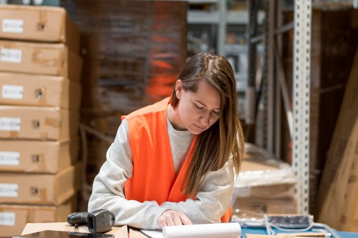 Maersk lanza Women InVest, programa para empoderar a la mujer logística