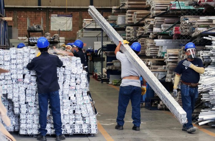 Producción industrial en México creció 3.3% anual en 2022