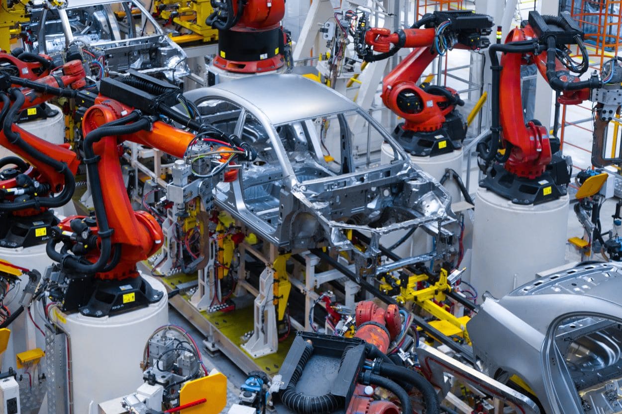 La revolución de la fabricación: cómo Tesla está cambiando la forma de producir automóviles