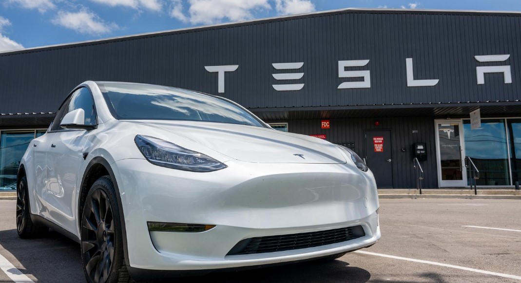 Tesla: The Electric Vehicle That's Working in the World