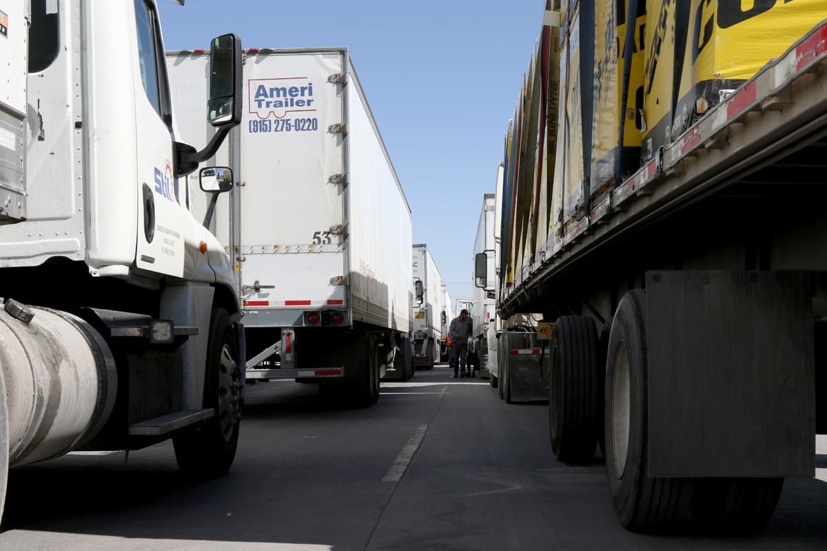 Polska i Ukraina rozpoczynają rozmowy w sprawie rozwiązania blokady dla ciężarówek