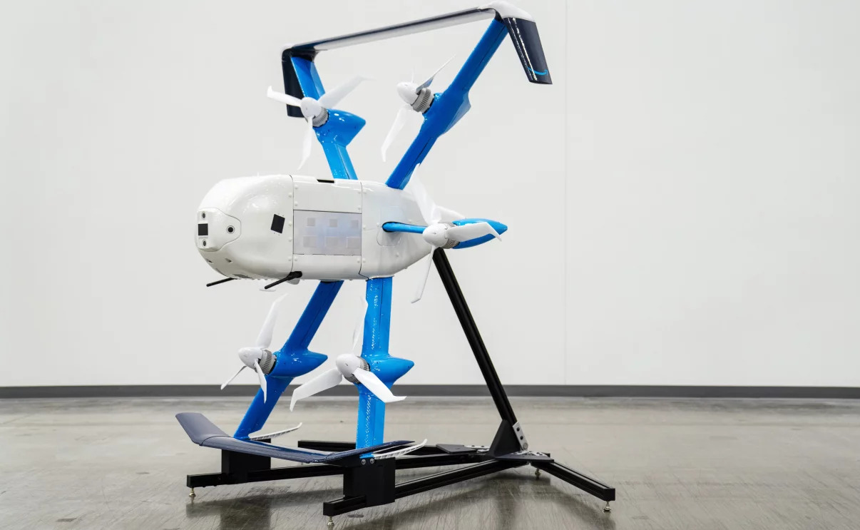 Sistema de entrega de drones de Amazon se expande a Europa