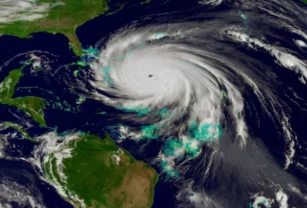 huracanes-disrupcion-empresas-lluvia-tecnologias