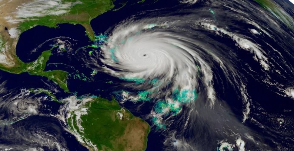 huracanes-disrupcion-empresas-lluvia-tecnologias