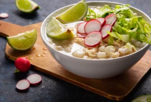 pozole-mexico-fiesta