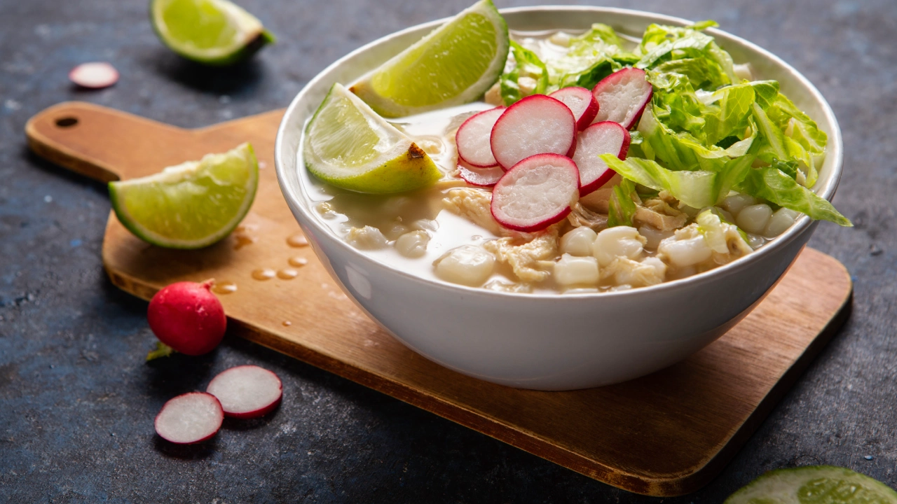 pozole-mexico-fiesta
