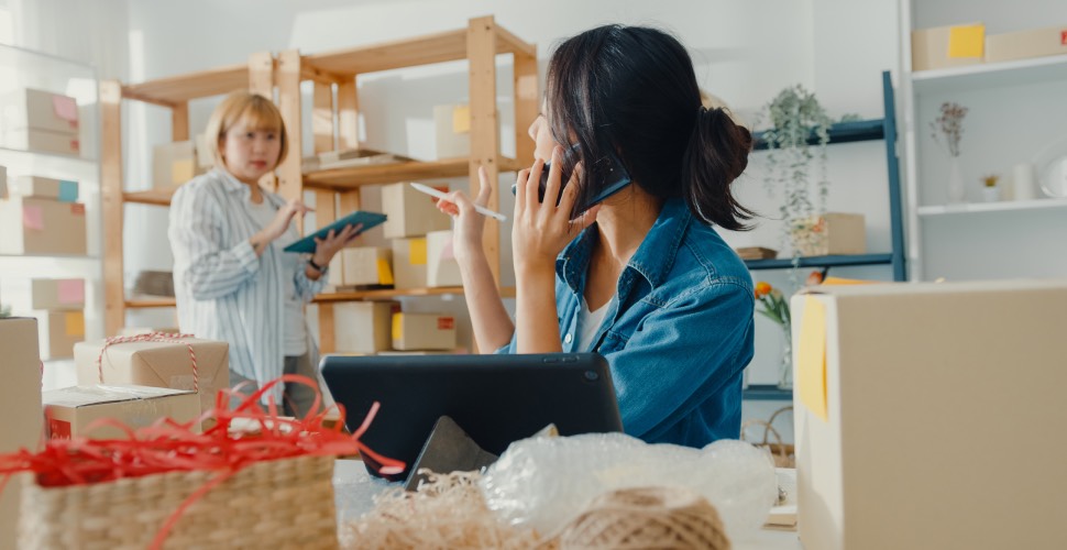 Combinar ecommerce y tienda física para aumentar ventas.