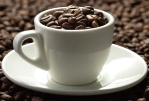 quién define el valor del café en la cadena global