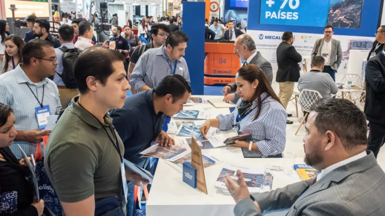 piso-expo-fotos-2025